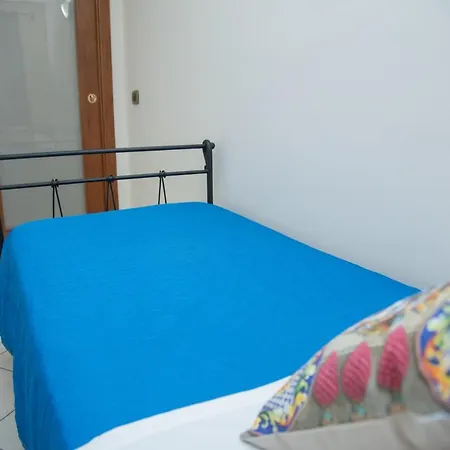Vicolo Iv Bed and breakfast
