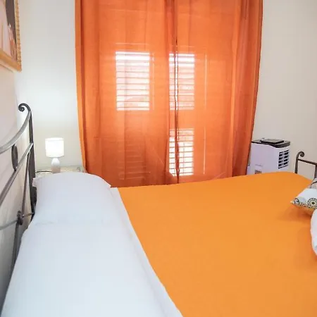 Vicolo Iv Bed & Breakfast Syracuse