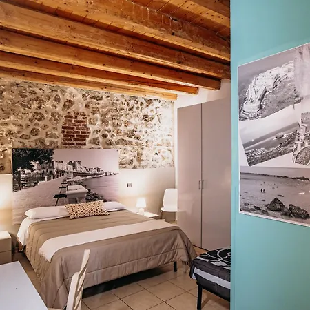 Vicolo Iv Bed & Breakfast