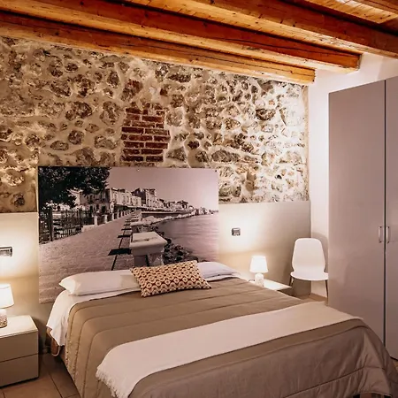 Vicolo Iv Bed & Breakfast *