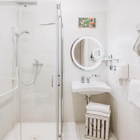 Vicolo Iv Oda ve Kahvaltı 4*