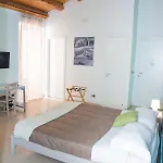 Vicolo Iv Bed & Breakfast 4*
