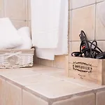 Vicolo Iv Bed & Breakfast 4*
